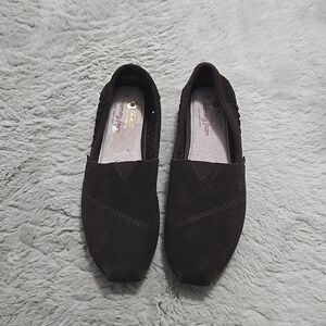 BOBS Skechers brown suede slip on shoes